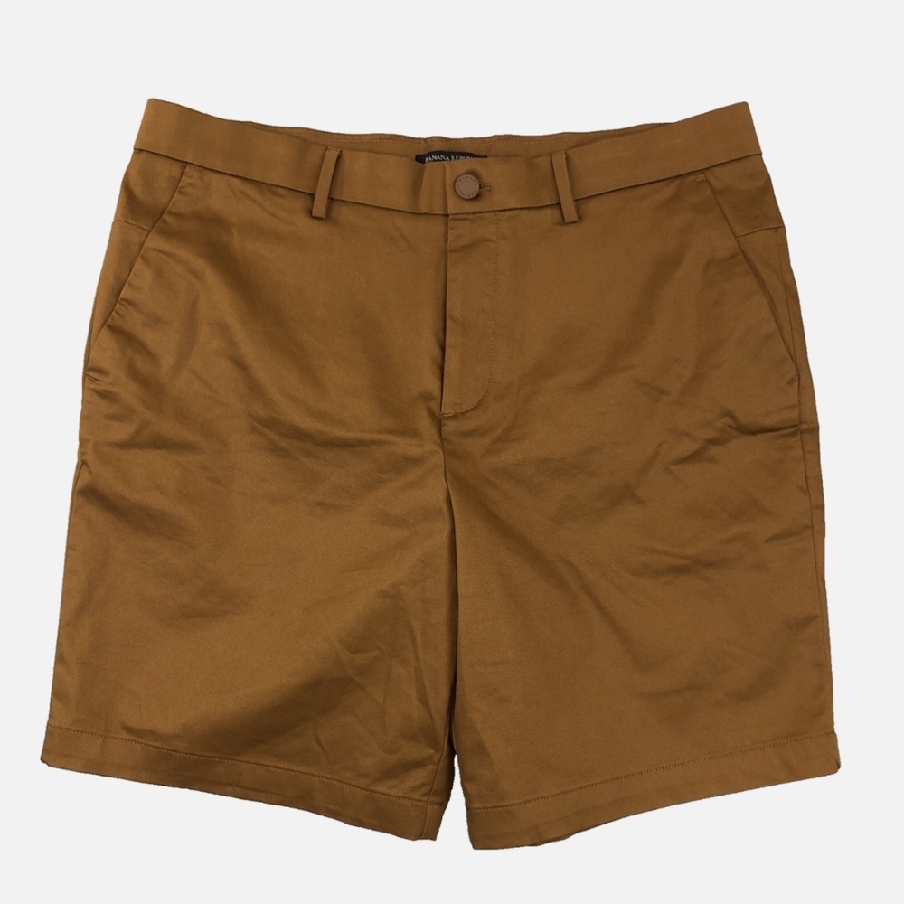 Men’s Shorts (34 Waist) in Acorn | Banana Republic “Aiden”